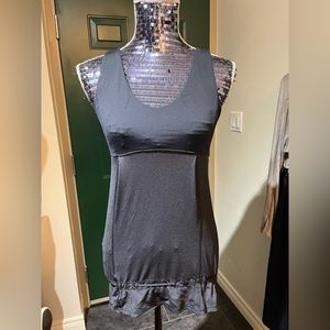 Lululemon black tank 6